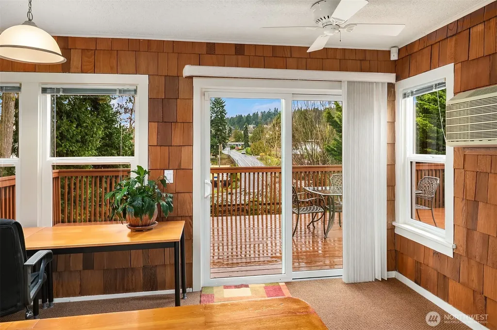 18023 62nd Avenue NE Kenmore WA 98028