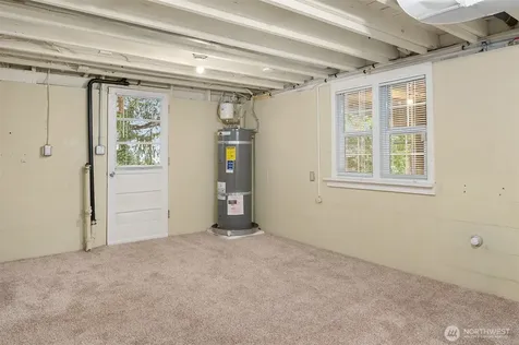 18023 62nd Avenue NE Kenmore WA 98028