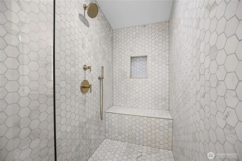 513 NE 123rd Street Seattle WA 98125