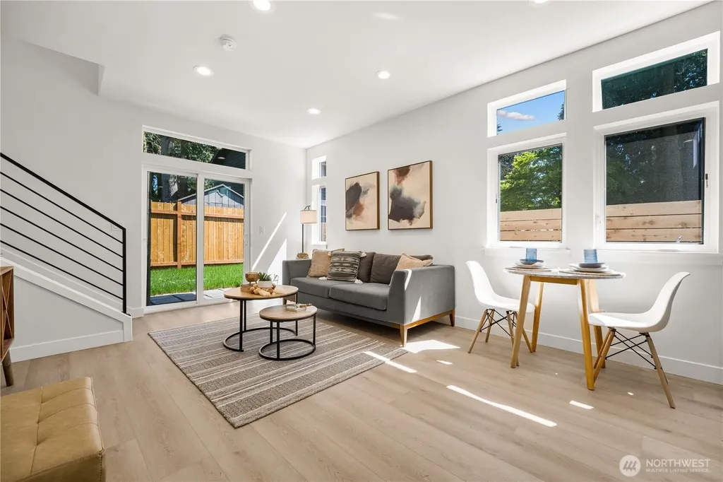 513 NE 123rd Street Seattle WA 98125