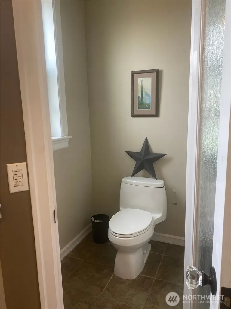 55776 Bay Area Drive Electric City WA 99123