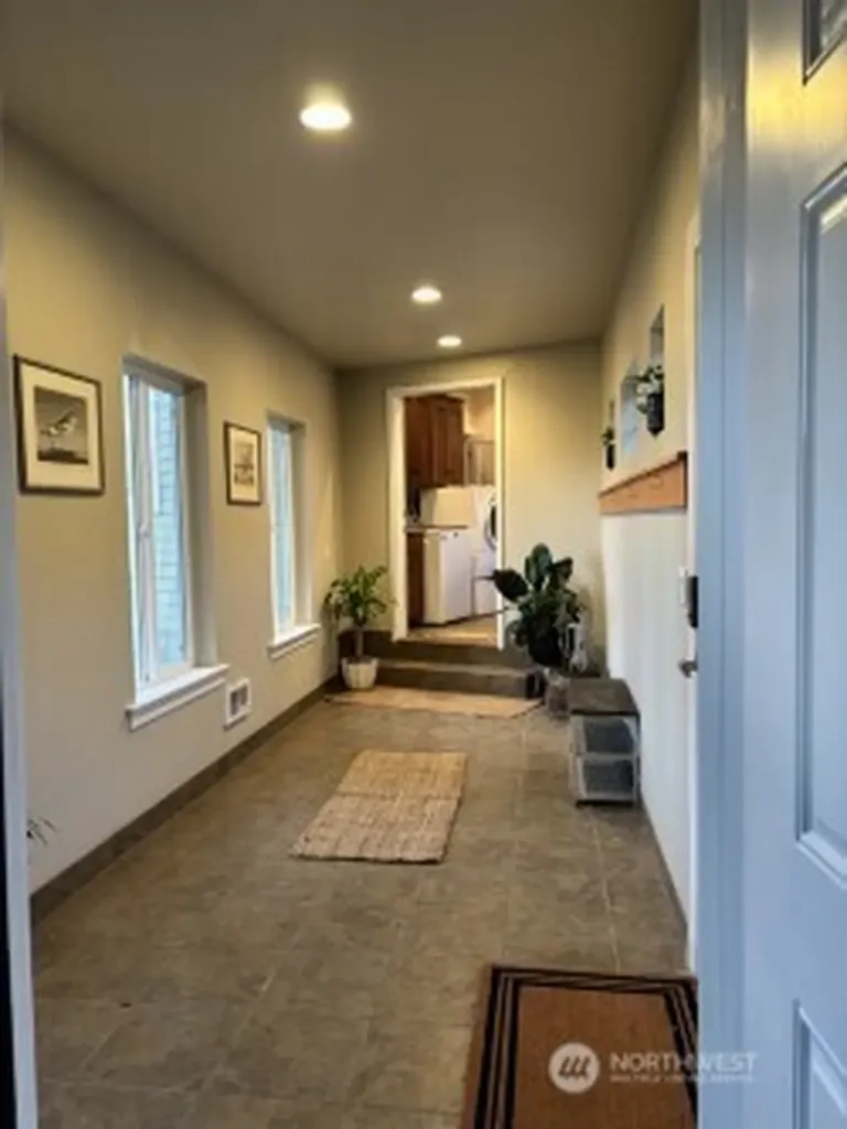 55776 Bay Area Drive Electric City WA 99123