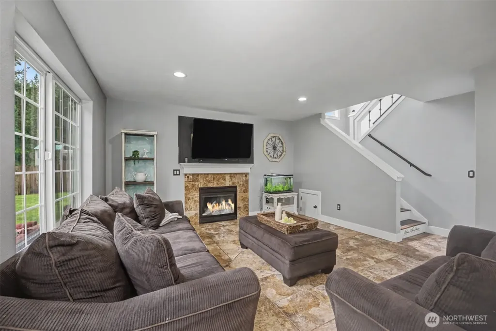 21504 107th Avenue E Graham WA 98338