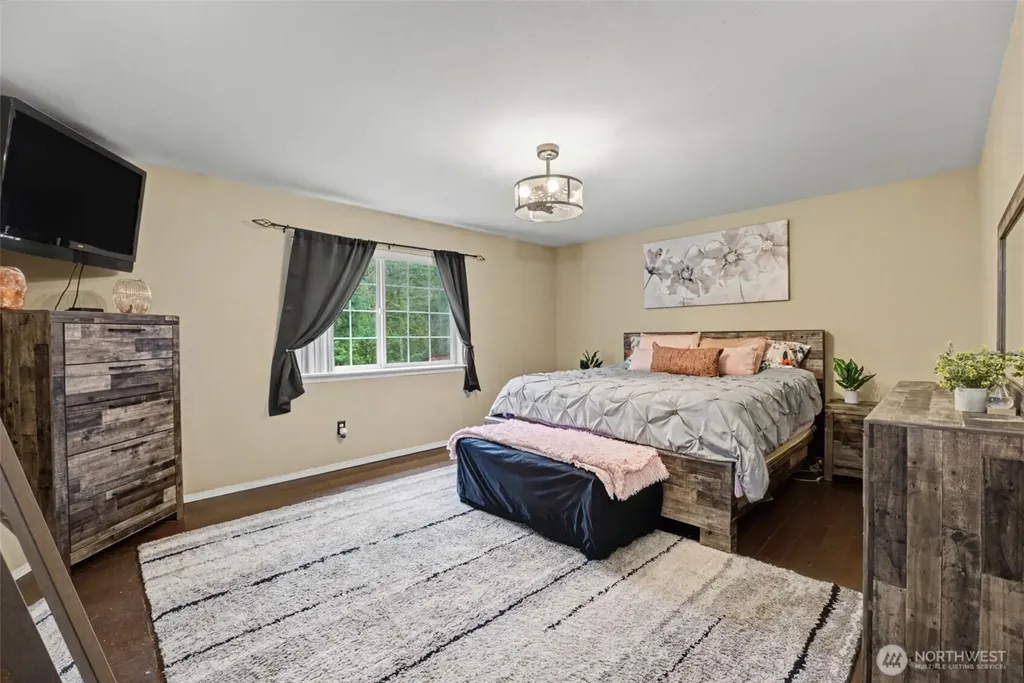 21504 107th Avenue E Graham WA 98338