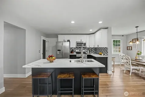 21504 107th Avenue E Graham WA 98338