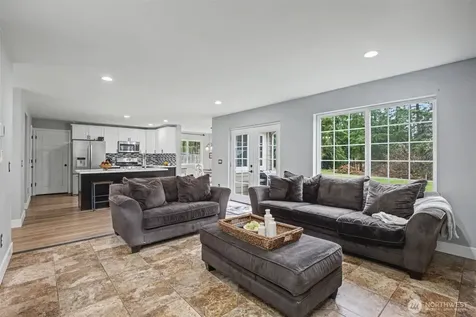 21504 107th Avenue E Graham WA 98338