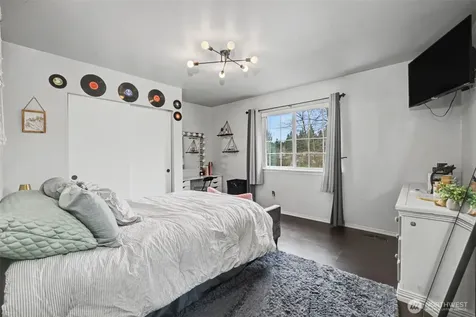 21504 107th Avenue E Graham WA 98338