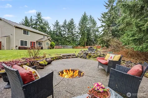 21504 107th Avenue E Graham WA 98338
