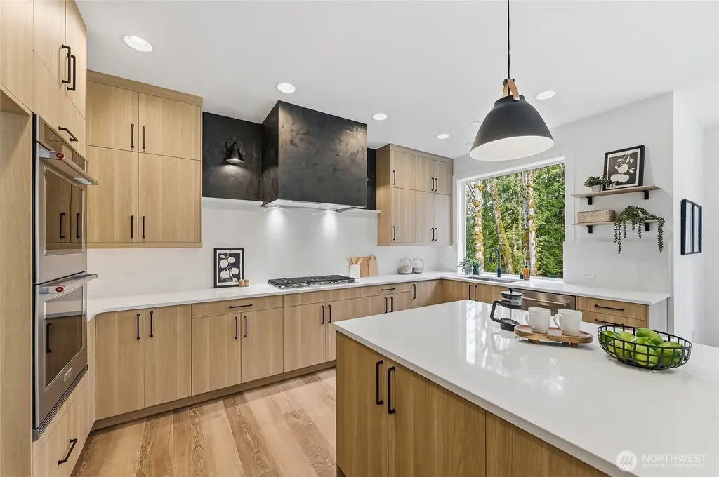 28020 243rd Avenue SE Maple Valley WA 98038
