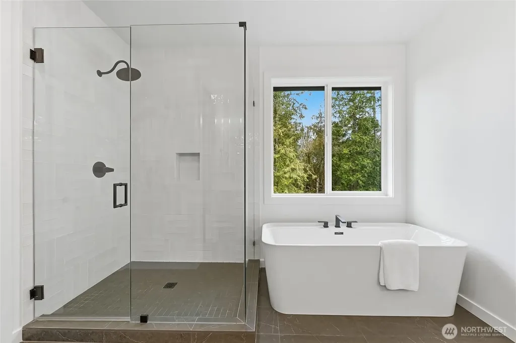 28020 243rd Avenue SE Maple Valley WA 98038