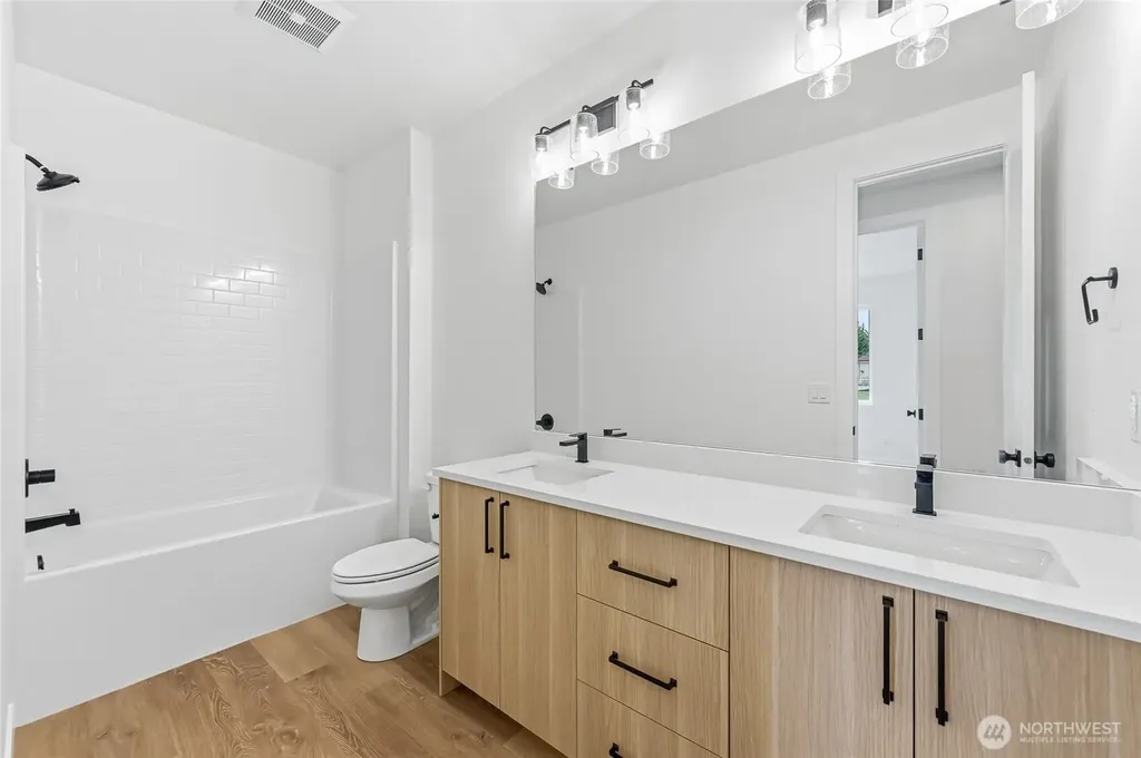 28020 243rd Avenue SE Maple Valley WA 98038