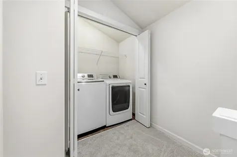 1122 N 92nd Street Seattle WA 98103