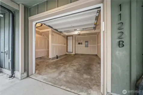 1122 N 92nd Street Seattle WA 98103