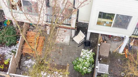 1122 N 92nd Street Seattle WA 98103