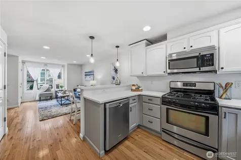 1122 N 92nd Street Seattle WA 98103