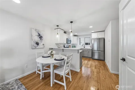 1122 N 92nd Street Seattle WA 98103