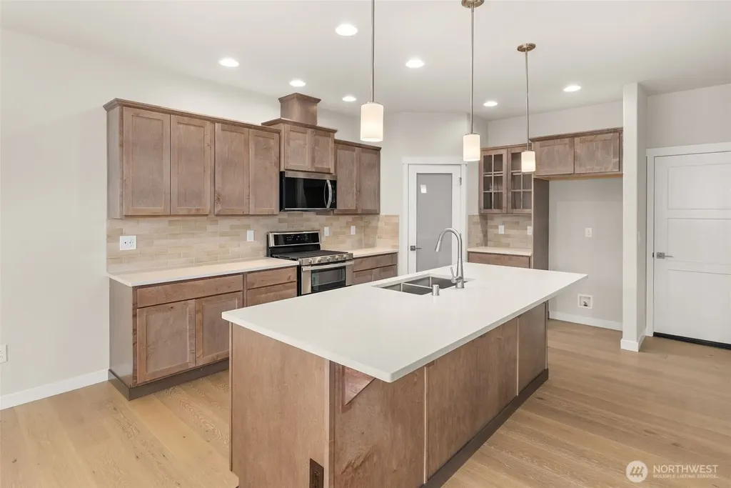 9005 Wyatt Court SE Tumwater WA 98501