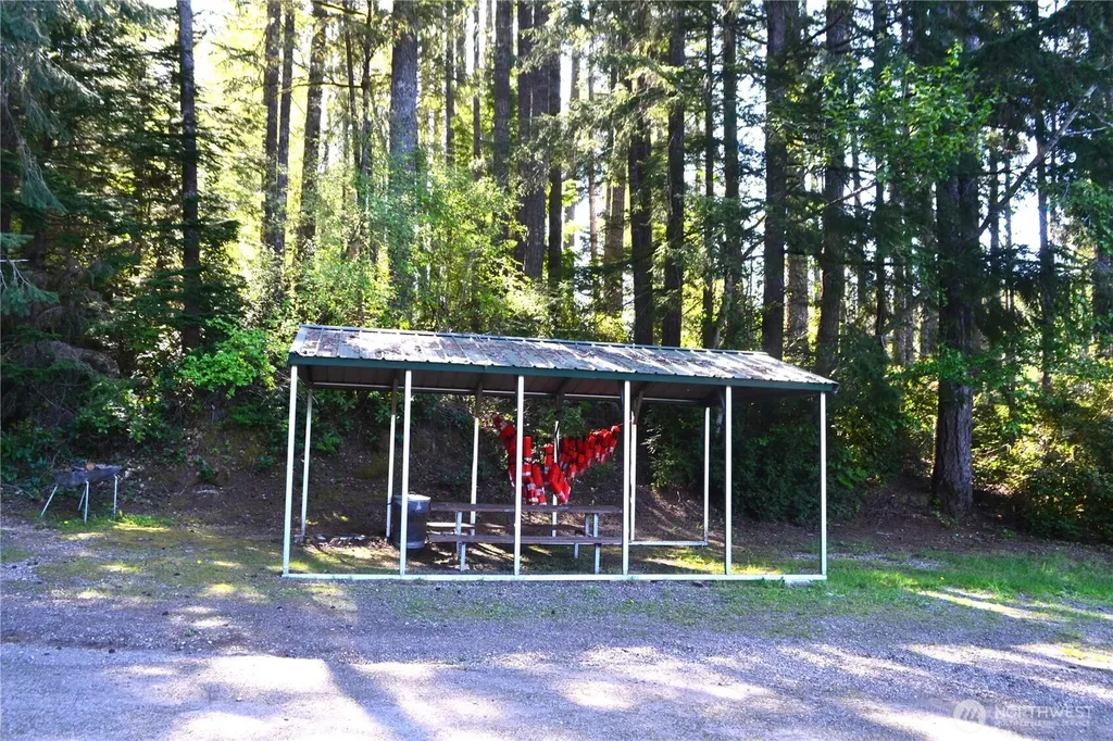 80 NE Collins Drive E Tahuya WA 98588