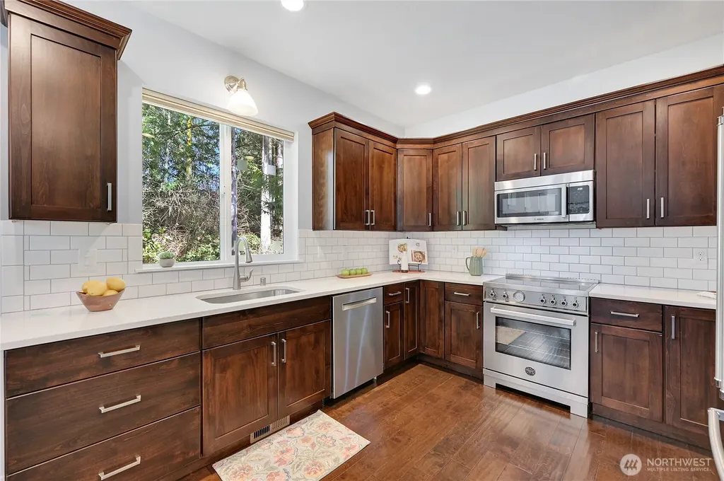 2257 W Rosecrans Port Townsend WA 98368