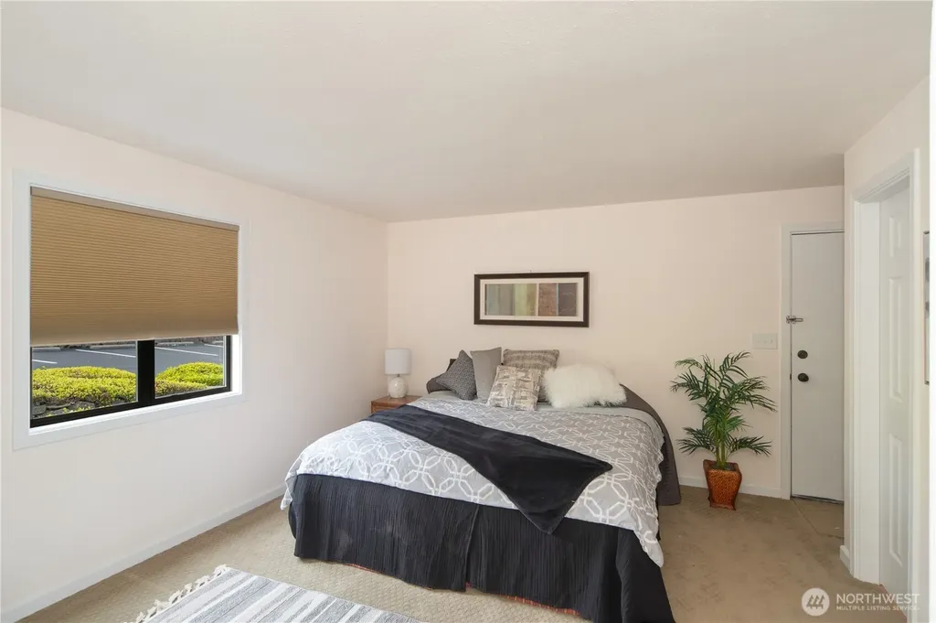 60 Hood Way NW Port Ludlow WA 98365