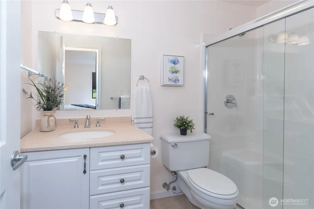 60 Hood Way NW Port Ludlow WA 98365