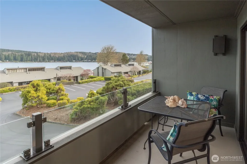 60 Hood Way NW Port Ludlow WA 98365