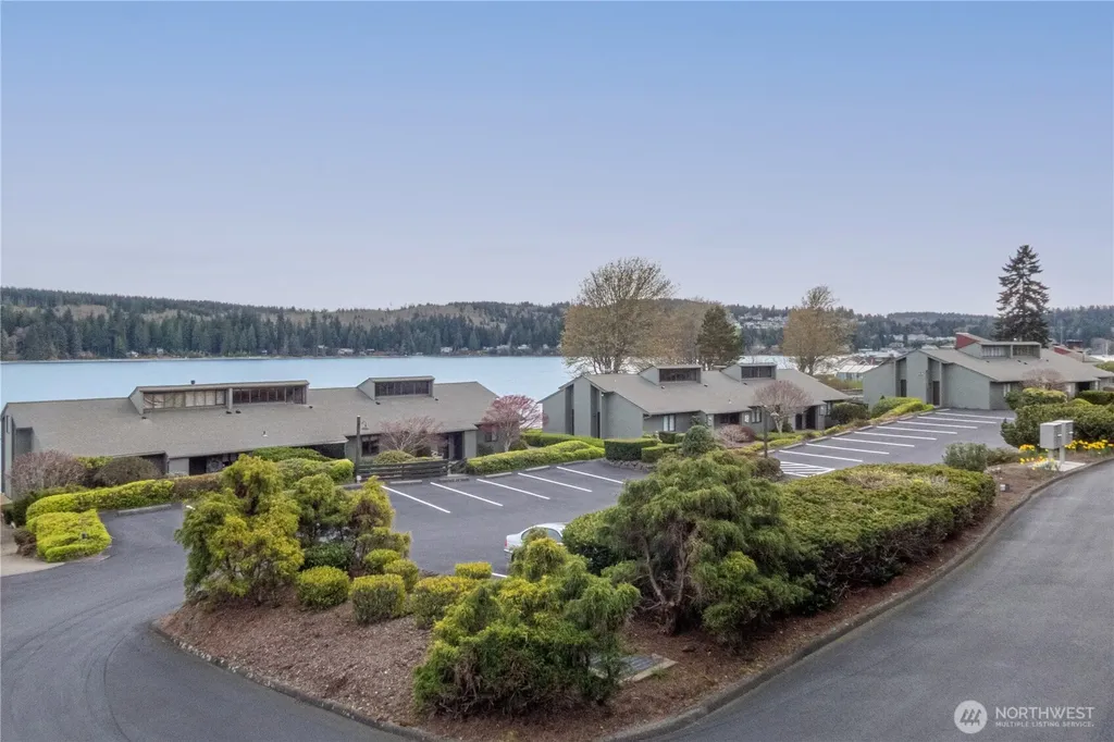 60 Hood Way NW Port Ludlow WA 98365