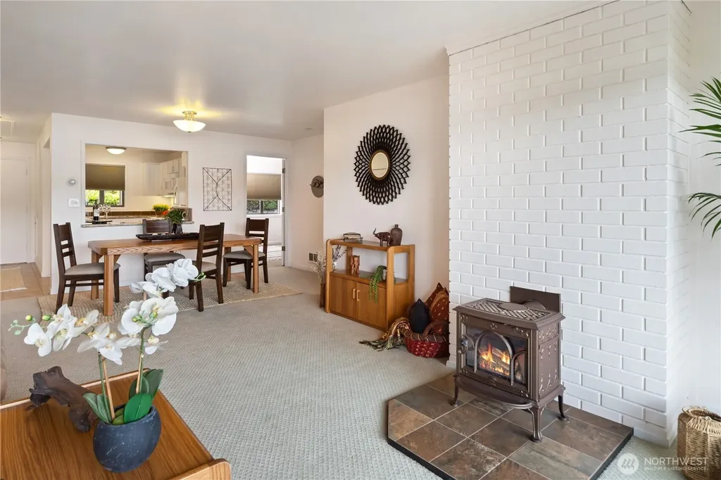 60 Hood Way NW Port Ludlow WA 98365