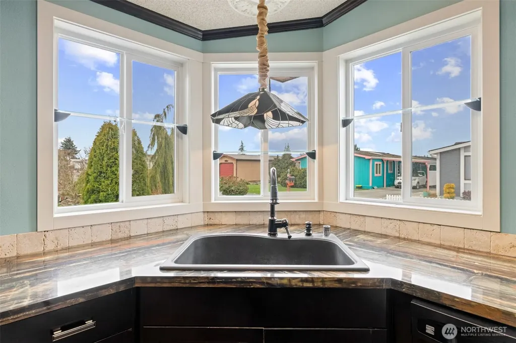 325 N 5th Avenue Sequim WA 98382