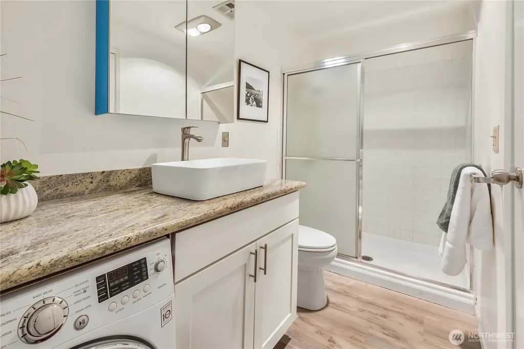 13820 NE 65th Street Redmond WA 98052