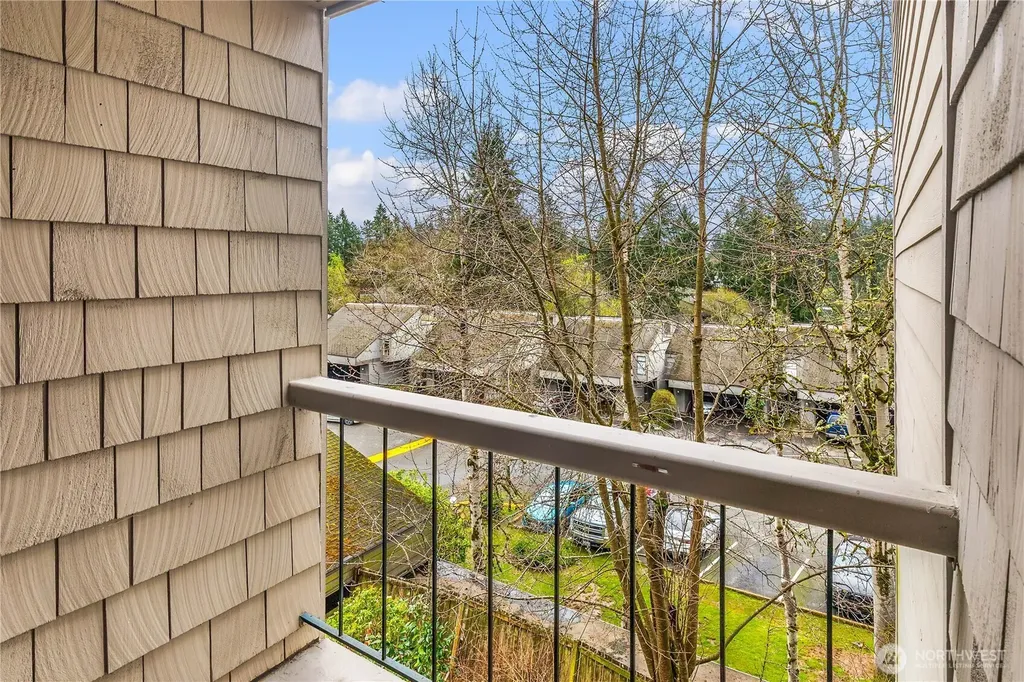 13820 NE 65th Street Redmond WA 98052