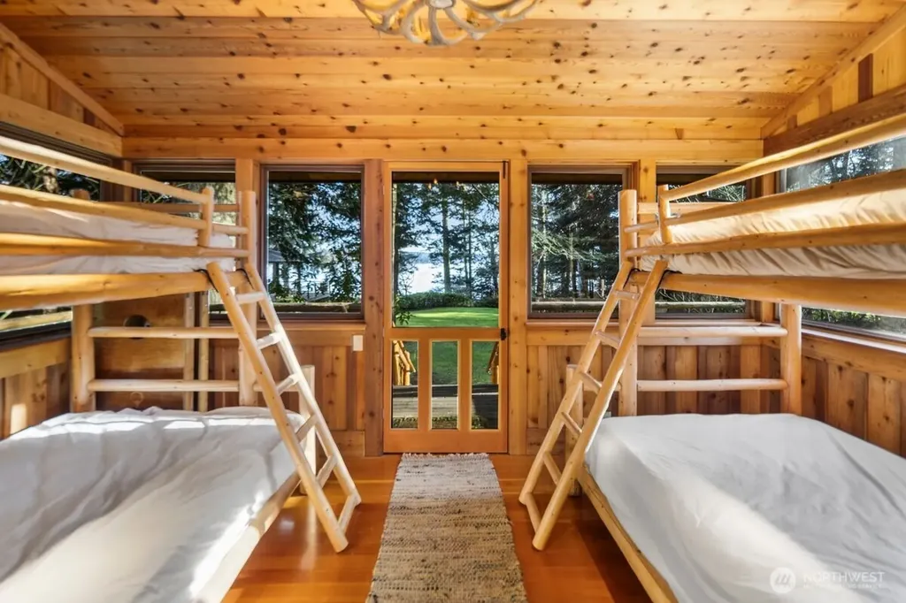 2063 Thorndyke Road Port Ludlow WA 98365