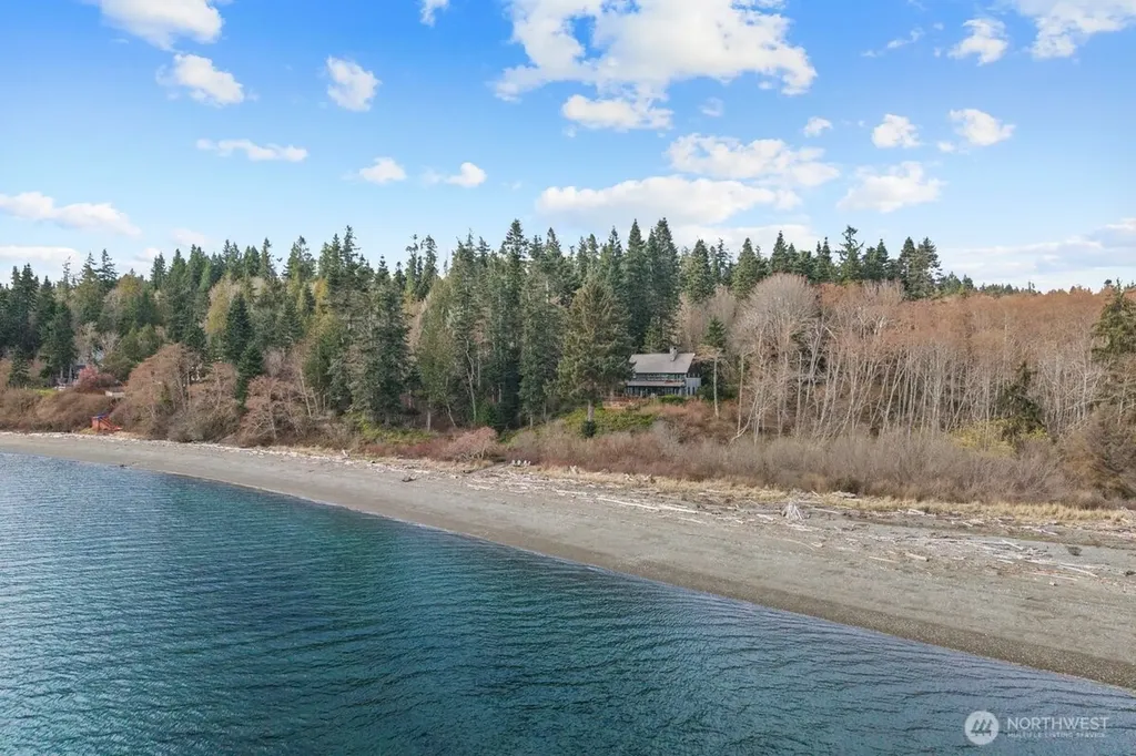 2063 Thorndyke Road Port Ludlow WA 98365