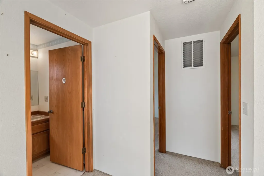 628 Weatherwax Loop NE Ocean Shores WA 98569
