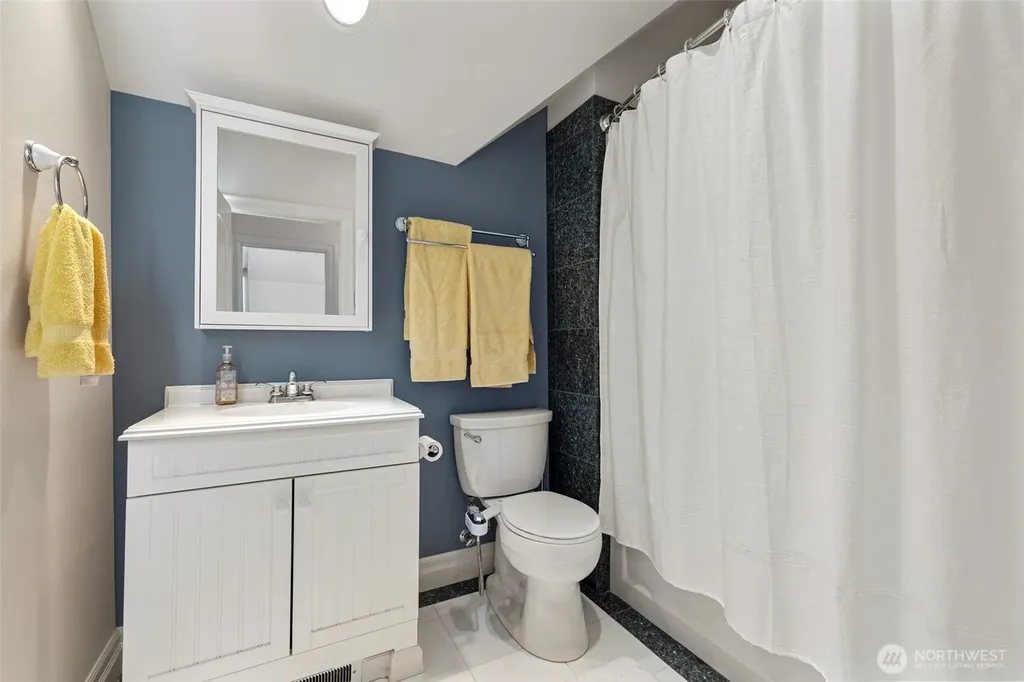 5464 Puffin Place Blaine WA 98230