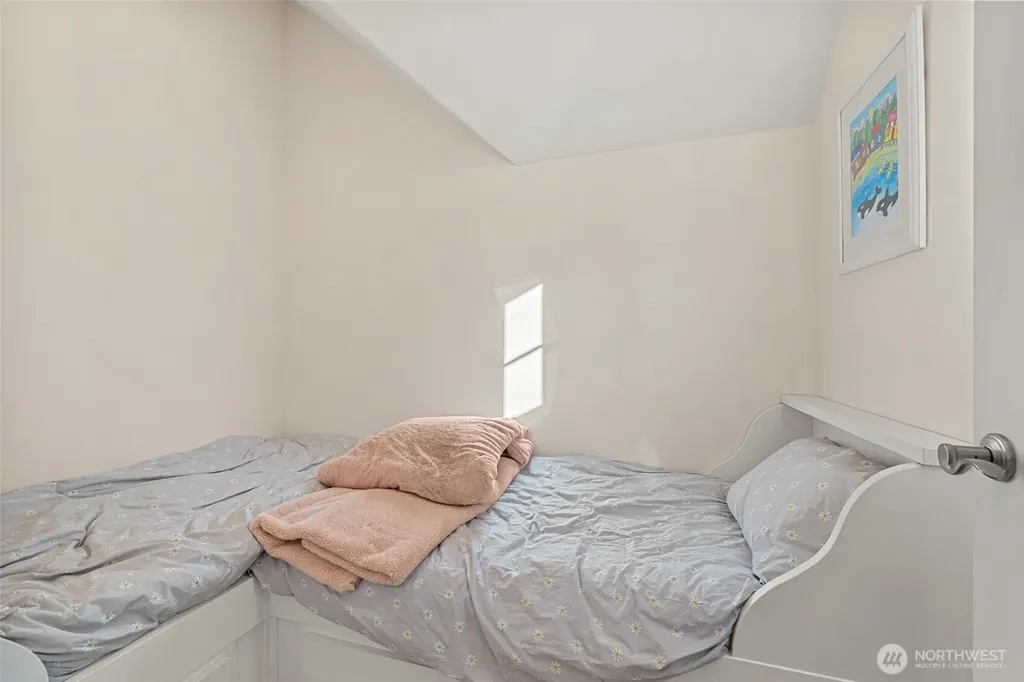 5464 Puffin Place Blaine WA 98230
