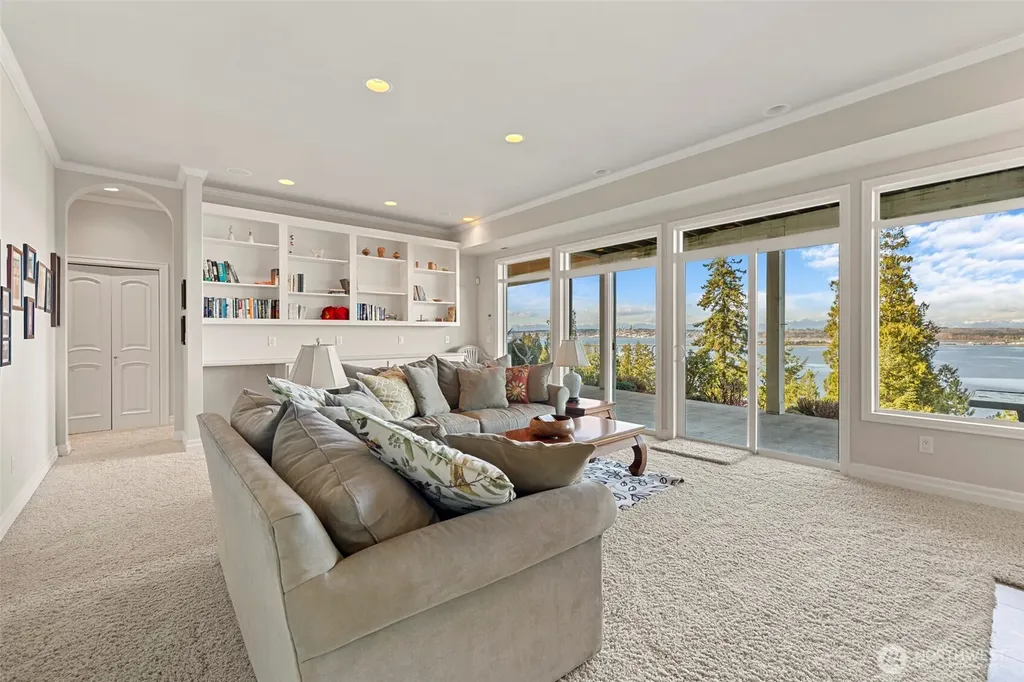 5464 Puffin Place Blaine WA 98230