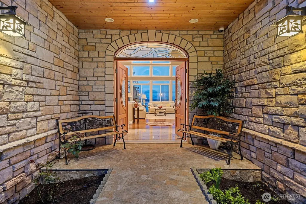 5464 Puffin Place Blaine WA 98230