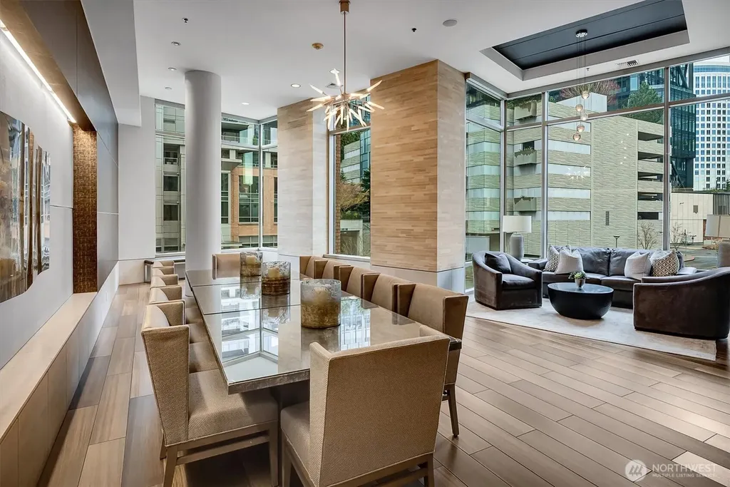 10650 NE 9th Place Bellevue WA 98004