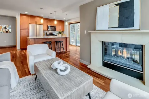 10650 NE 9th Place Bellevue WA 98004
