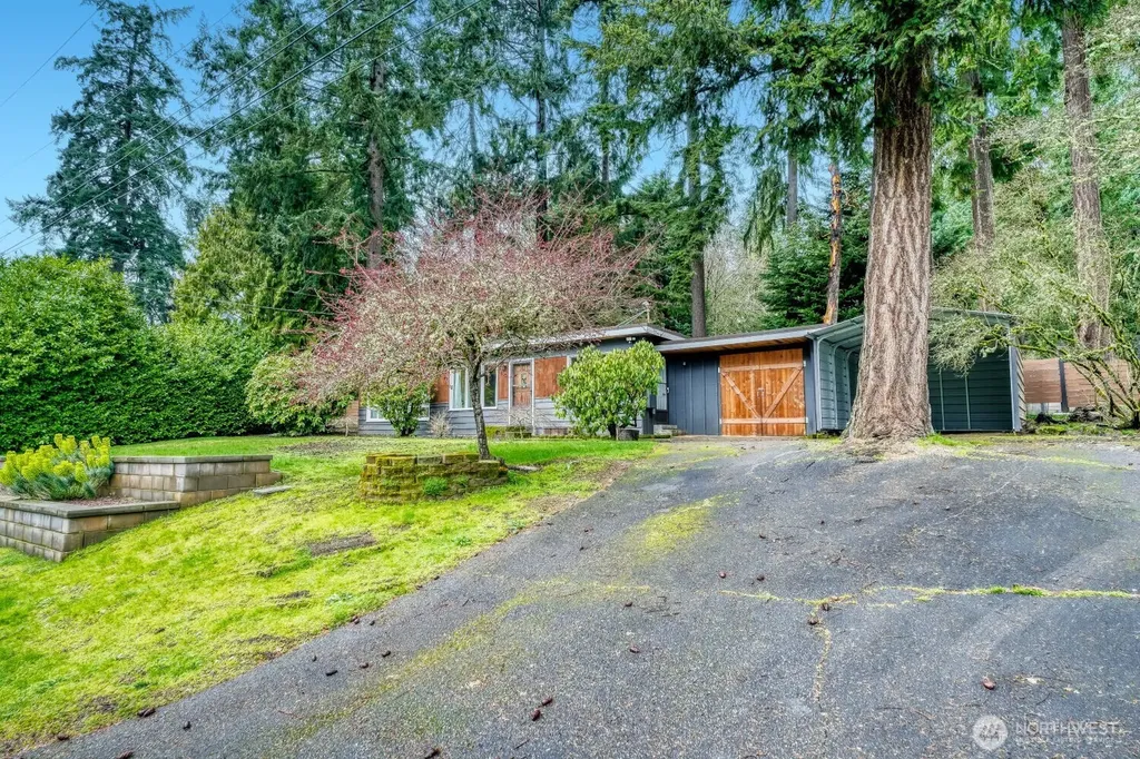 234 SW 208th Street Normandy Park WA 98166