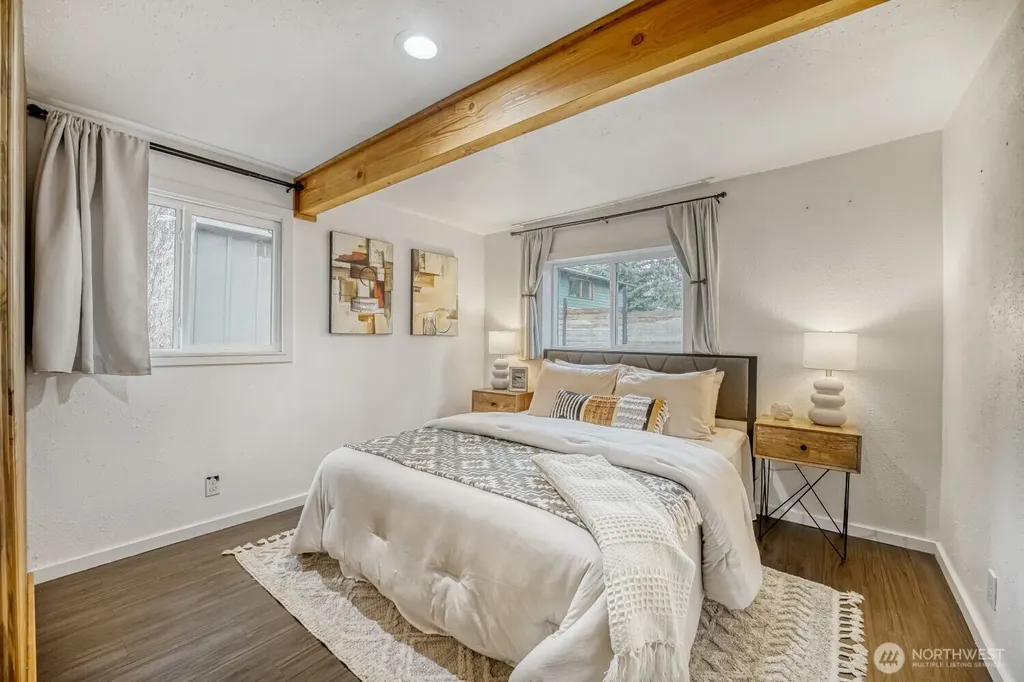 234 SW 208th Street Normandy Park WA 98166