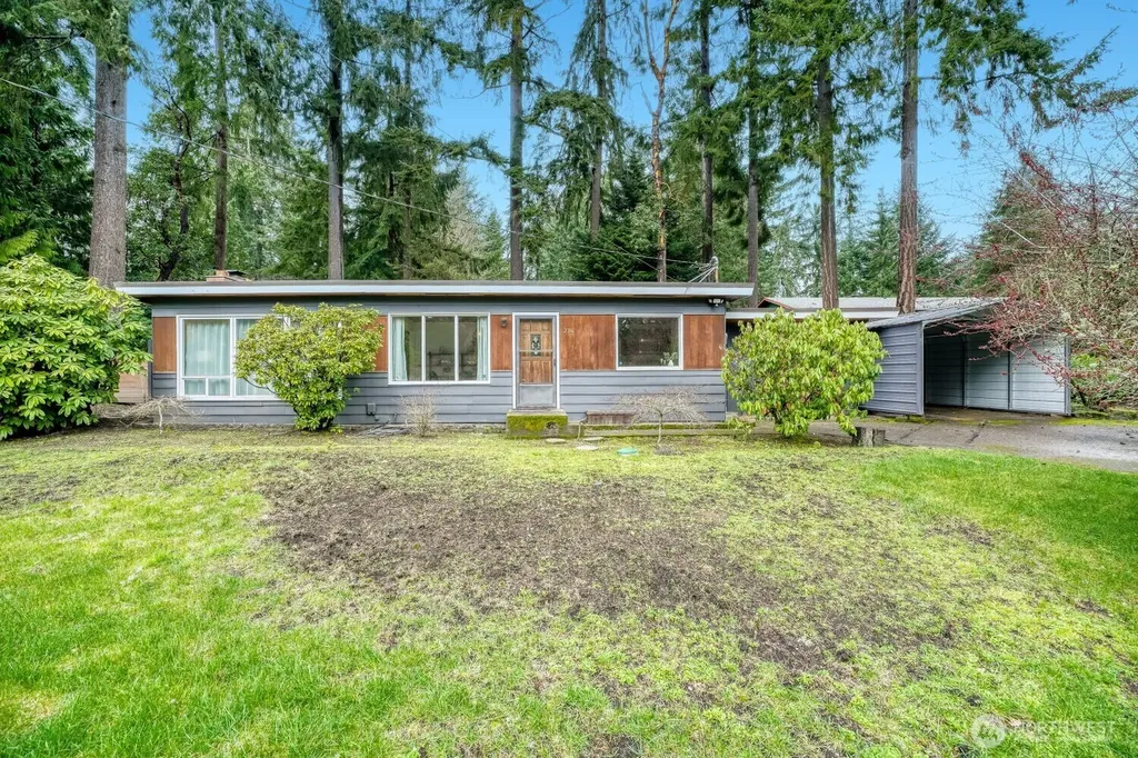 234 SW 208th Street Normandy Park WA 98166