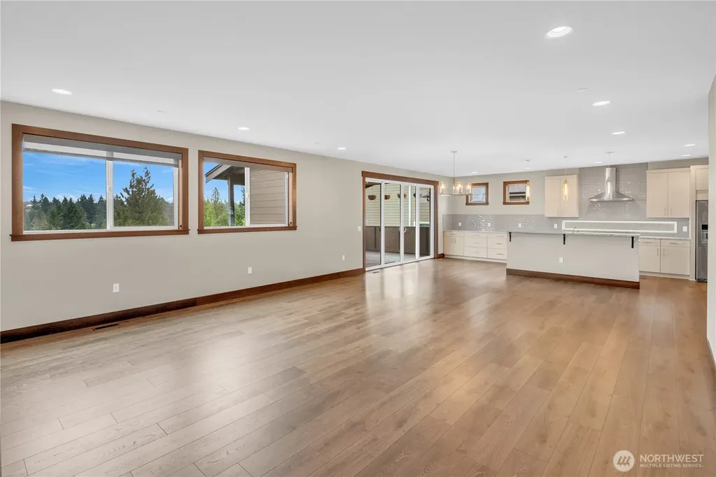 25212 138th Place SE Kent WA 98042
