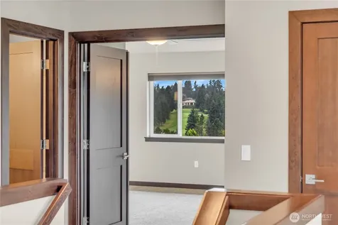 25212 138th Place SE Kent WA 98042