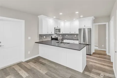 25212 138th Place SE Kent WA 98042