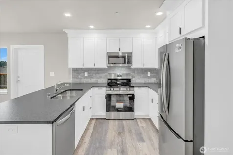 25212 138th Place SE Kent WA 98042