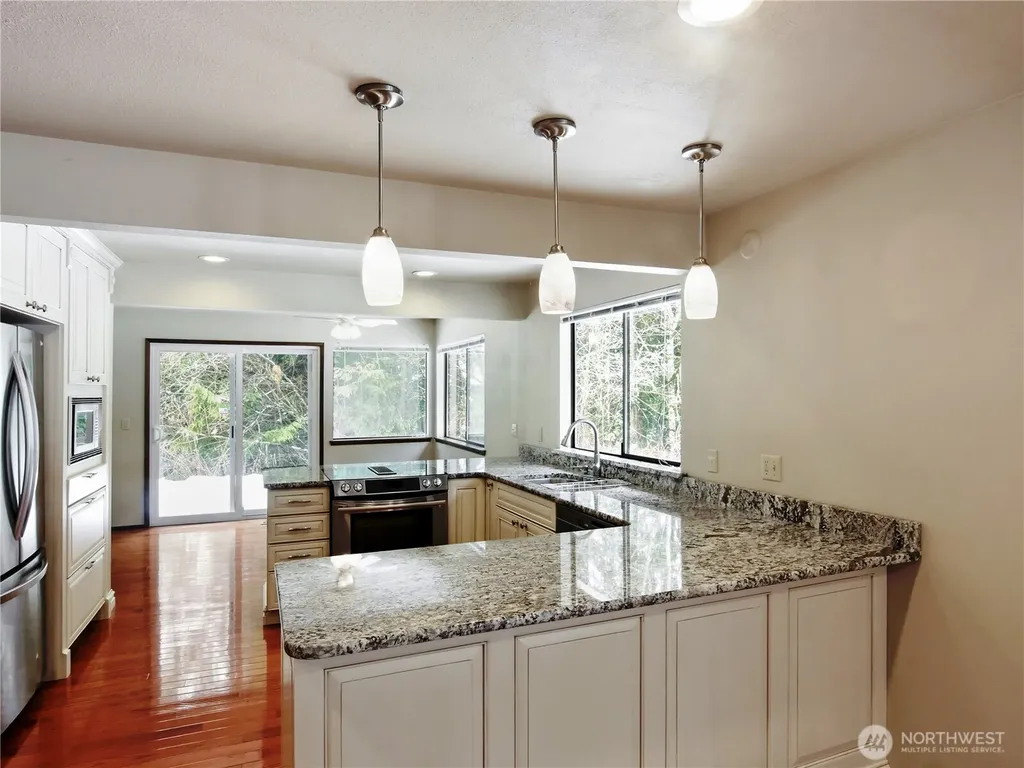 23920 SE 371 Street Enumclaw WA 98022