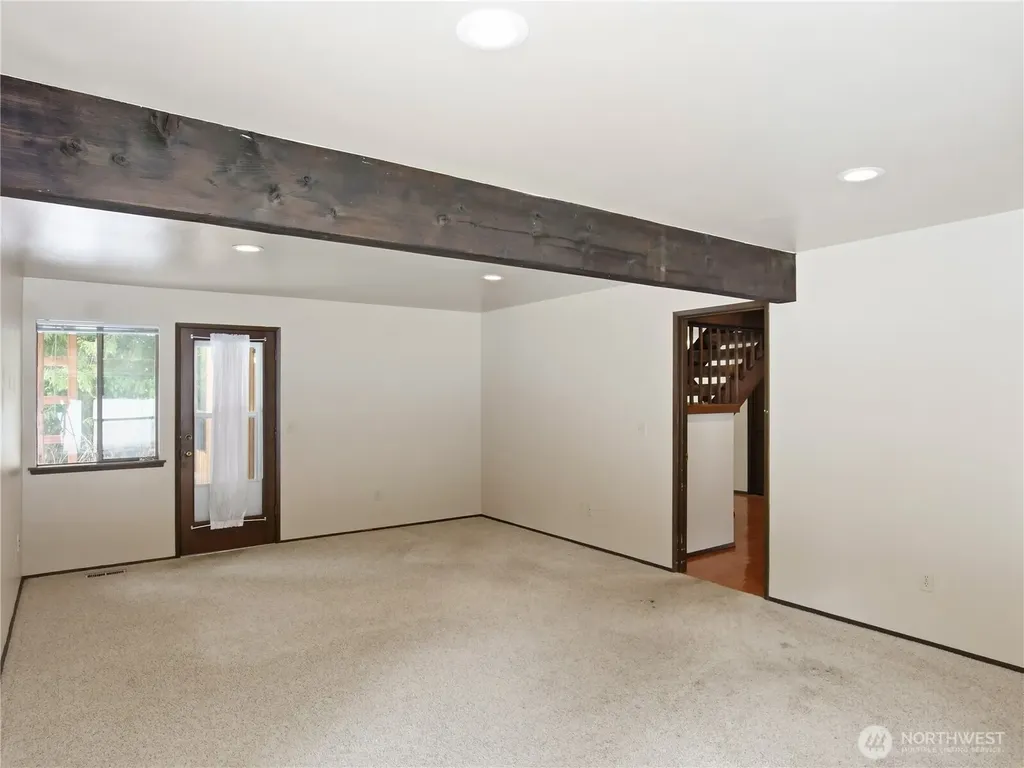 23920 SE 371 Street Enumclaw WA 98022