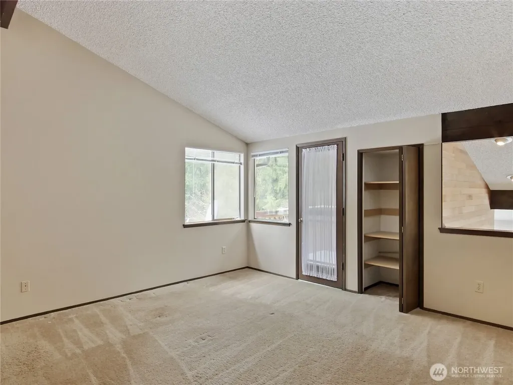 23920 SE 371 Street Enumclaw WA 98022